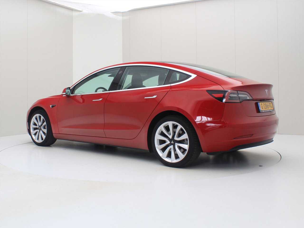 Tesla Model 3 Long-Range AWD 351pk 75 kWh [ AUTOPILOT+19 INCH+620KM WLTP+PREMIUM AUDIO ] 3
