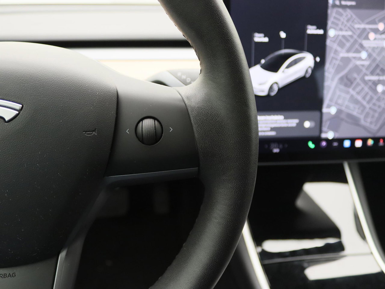 Tesla Model 3 Standard RWD Plus [ LFP-ACCU+AUTOPILOT+19 INCH+PREMIUM AUDIO ] 26