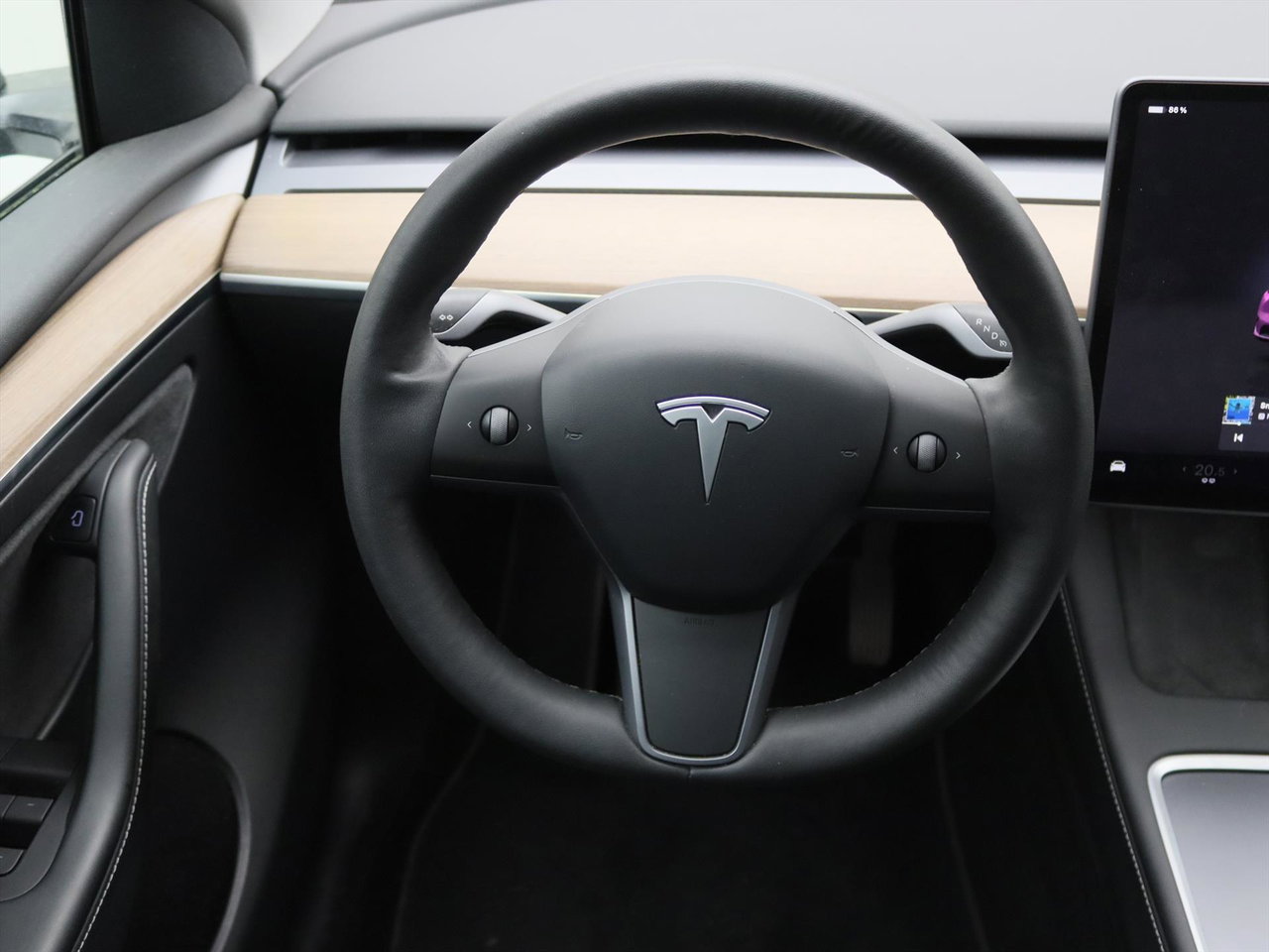 Tesla Model Y Long Range AWD 75kWh 351pk AMD RYZEN [AUTOPILOT+20 INCH+PREMIUM AUDIO ] 19