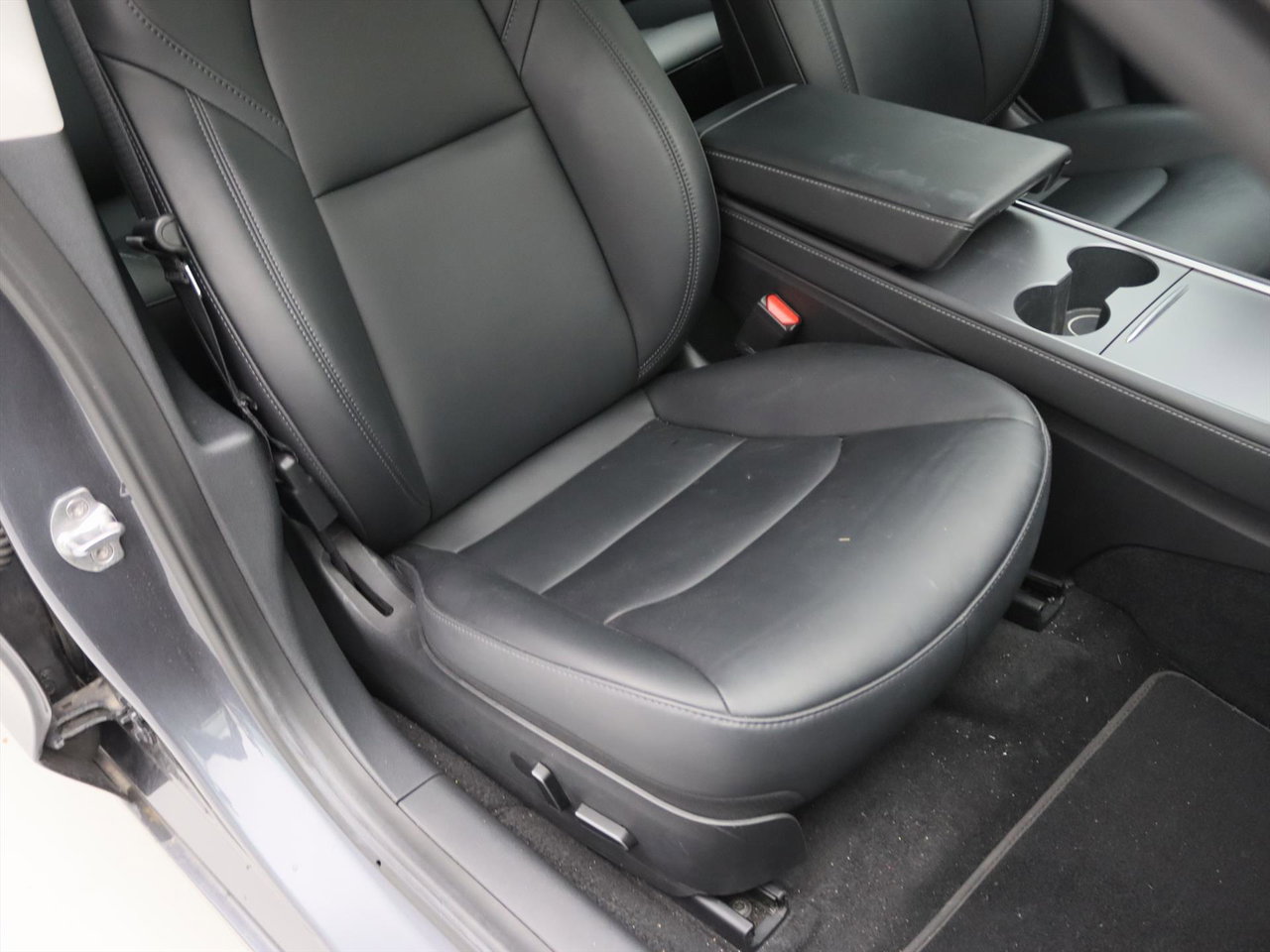 Tesla Model 3 Standard RWD Plus UPGRADE 92,4 % Soh [ AMD RYZEN+LFP-ACCU+WARMTEPOMP+AUTOPILOT+60 kWh+PREMIUM AUDIO ] 16