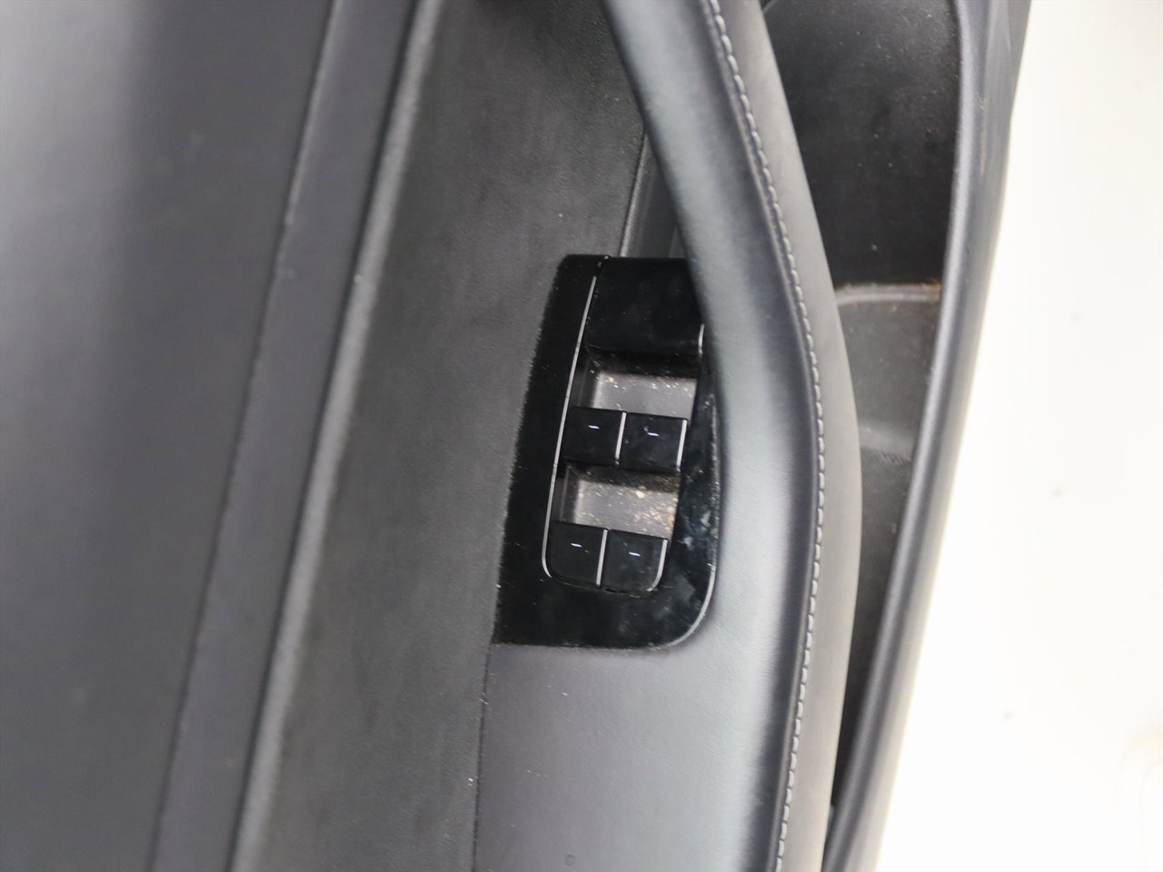 Tesla Model 3 Long-Range AWD 351pk 75 kWh [ AUTOPILOT+620KM WLTP+PREMIUM AUDIO ] 27