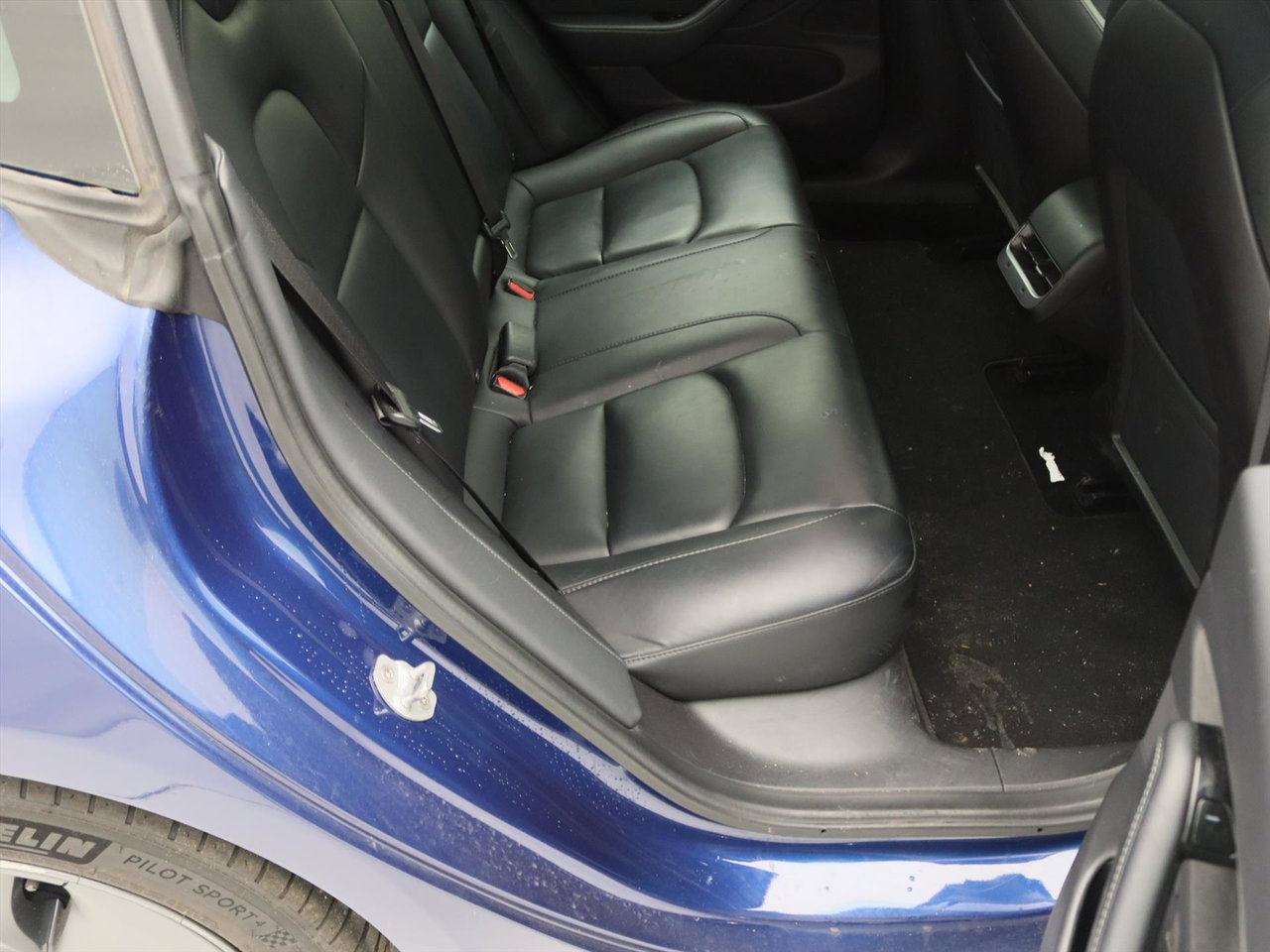 Tesla Model 3 Long-Range AWD 351pk 75 kWh [ AUTOPILOT+620KM WLTP+PREMIUM AUDIO ] 13