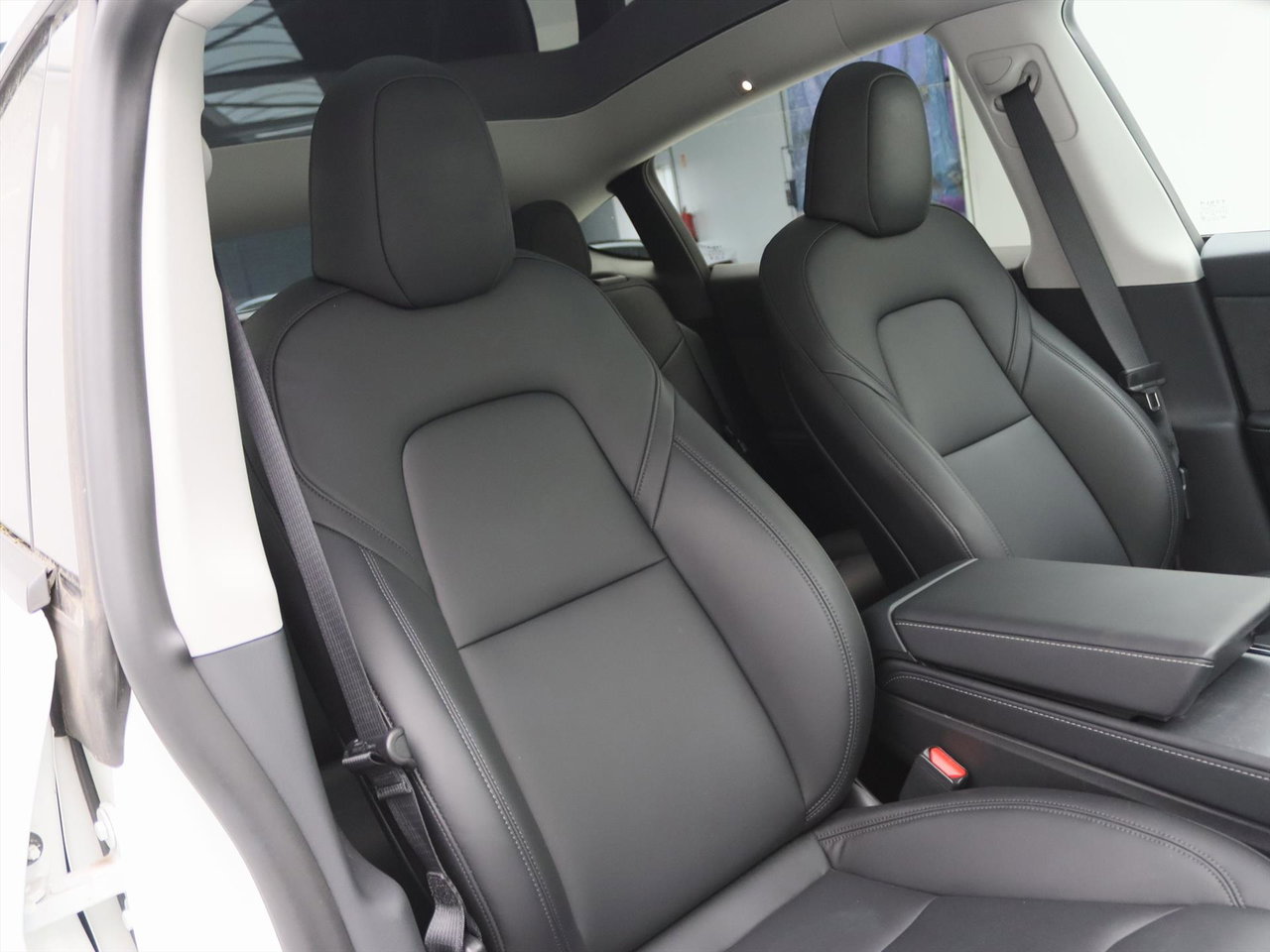 Tesla Model Y Standard RWD Plus 351pk 93.8% SoH AMD RYZEN [ LFP ACCU+AUTOPILOT+19 INCH+PREMIUM AUDIO ] 21