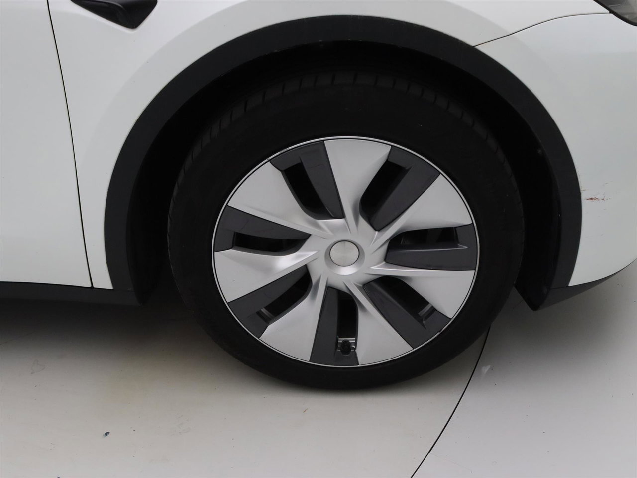 Tesla Model Y Standard RWD Plus 351pk 93.8% SoH AMD RYZEN [ LFP ACCU+AUTOPILOT+19 INCH+PREMIUM AUDIO ] 13