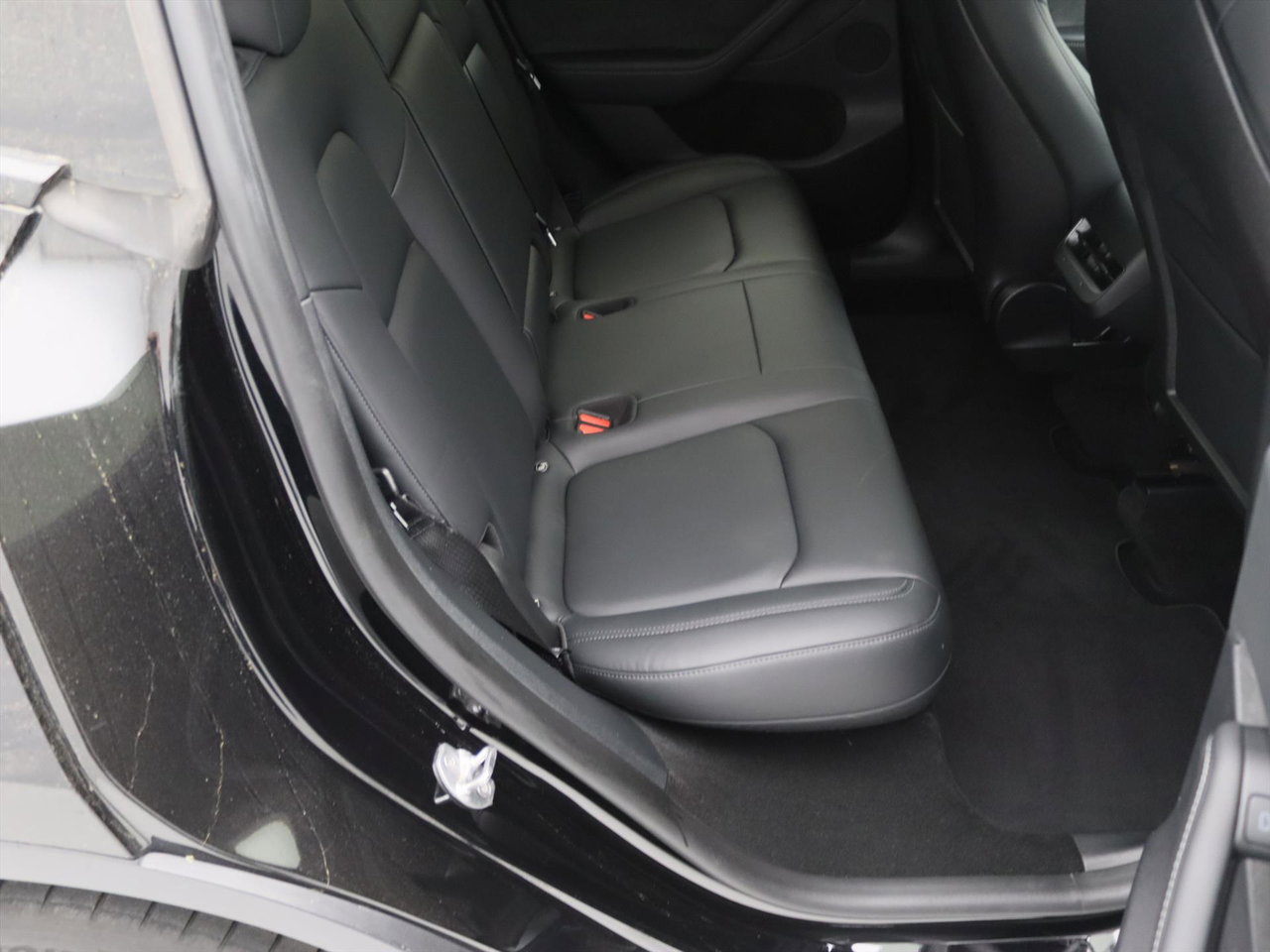 Tesla Model Y Standard RWD Plus 351pk 100% SoH [ TREKHAAK+LFP ACCU+AUTOPILOT+19 INCH+PREMIUM AUDIO ] 13