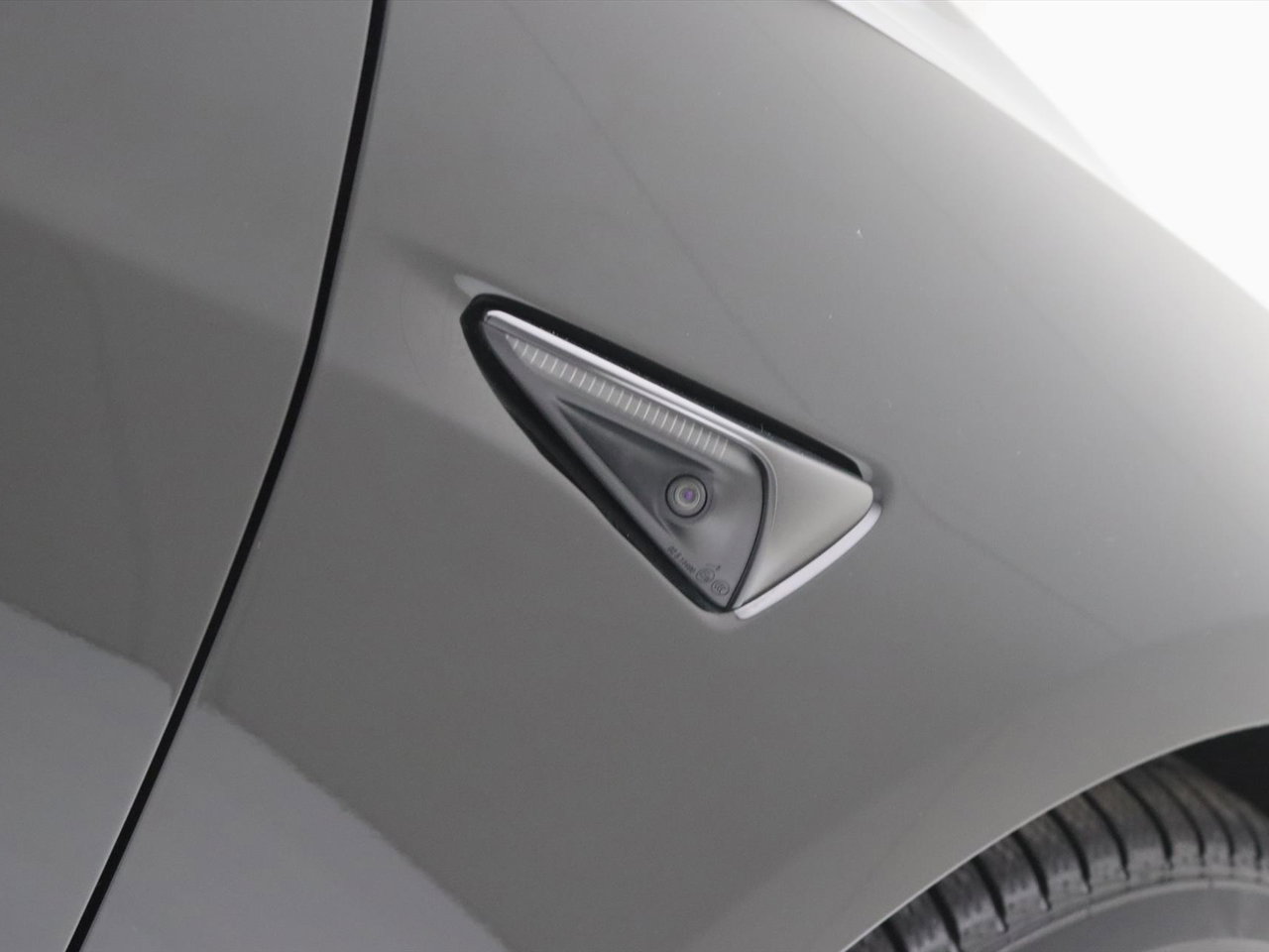 Tesla Model 3 Standard RWD Plus FACELIFT [ WARMTEPOMP+AUTOPILOT+60 kWh+PREMIUM AUDIO ] 2