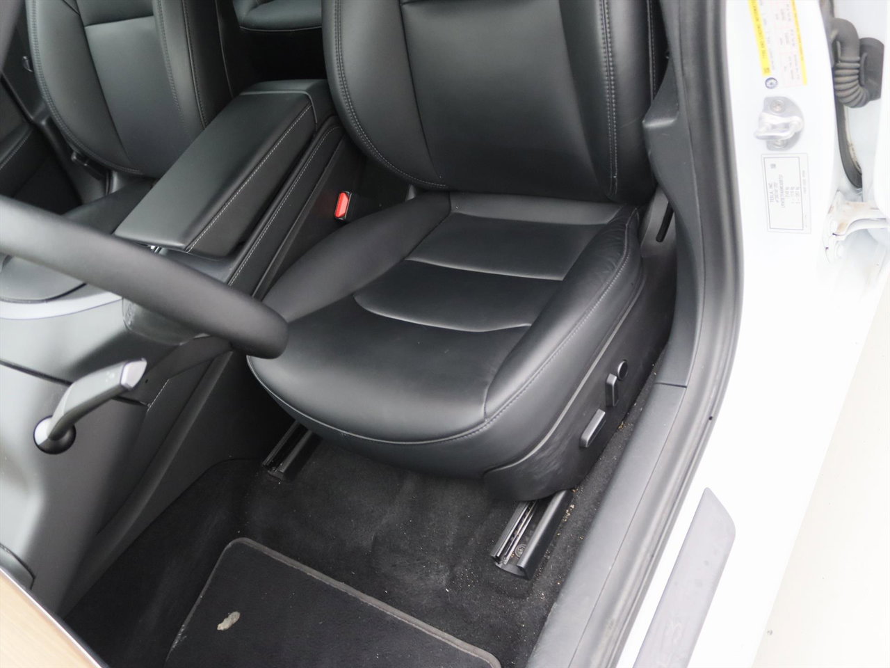 Tesla Model 3 Standard RWD Plus FACELIFT 91.1% SoH [ LFP-ACCU+WARMTEPOMP+AUTOPILOT+PREMIUM AUDIO ] 17