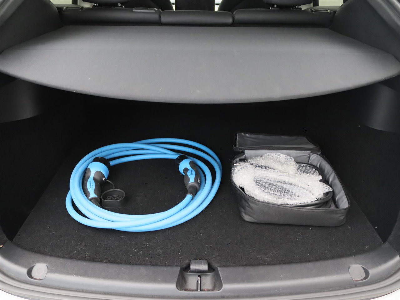 Tesla Model Y Standard RWD Plus 351pk 92.7% SoH [ LFP ACCU+AUTOPILOT+19 INCH+PREMIUM AUDIO ] 8