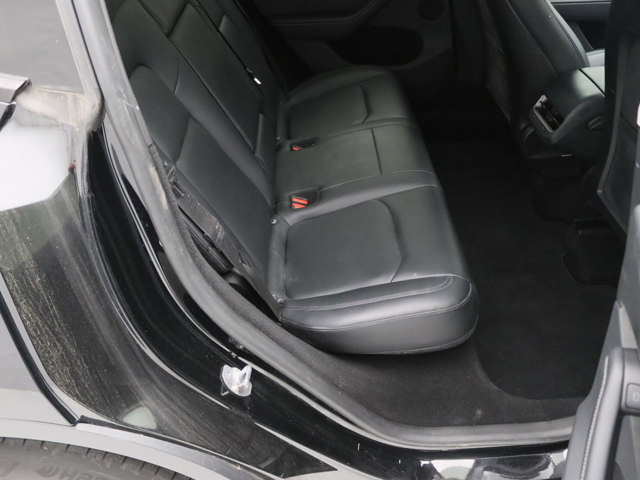 Tesla Model Y Standard RWD Plus 351pk 93.9% SoH [ LFP ACCU+AUTOPILOT+19 INCH+PREMIUM AUDIO ] 15