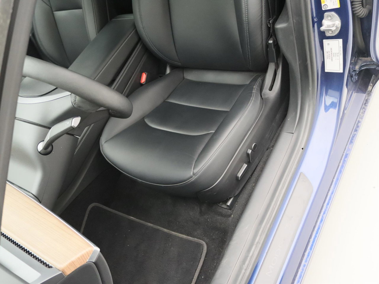 Tesla Model 3 Standard RWD Plus UPGRADE [ AMD RYZEN+LFP-ACCU+WARMTEPOMP+AUTOPILOT+60 kWh+PREMIUM AUDIO ] 23