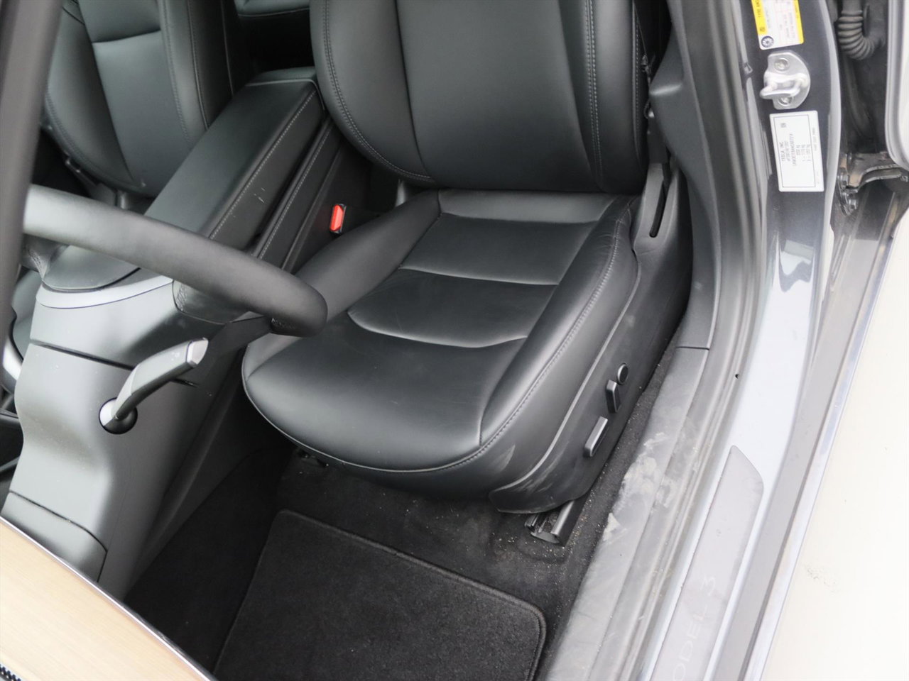 Tesla Model 3 Long-Range AWD 351pk 75 kWh UPGRADE 95% SoH [ RYZEN AMD+WARMTEPOMP+AUTOPILOT ] 17