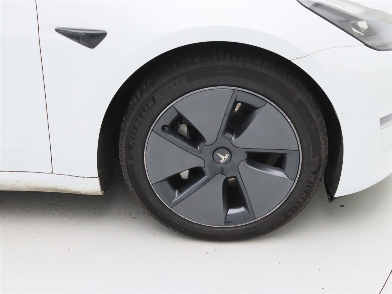 Tesla Model 3 Long-Range AWD 351pk 75 kWh 91.6% SoH FACELIFT [ WIT LEDER+WARMTEPOMP+AUTOPILOT ] 12