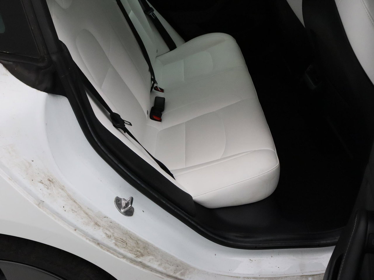 Tesla Model 3 Long-Range AWD 351pk 75 kWh 91.6% SoH FACELIFT [ WIT LEDER+WARMTEPOMP+AUTOPILOT ] 15