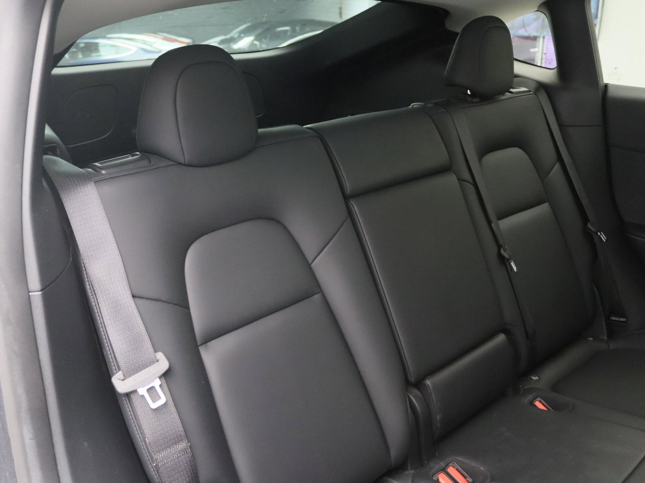 Tesla Model Y Long Range AWD 75kWh 351pk AMD RYZEN [ AUTOPILOT+20 INCH+PREMIUM AUDIO ] 10