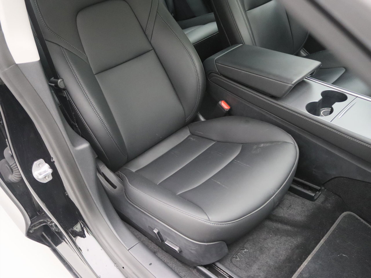 Tesla Model 3 Standard RWD Plus UPGRADE [ RYZEN AMD+LFP-ACCU+WARMTEPOMP+AUTOPILOT+60 kWh+PREMIUM AUDIO ] 19