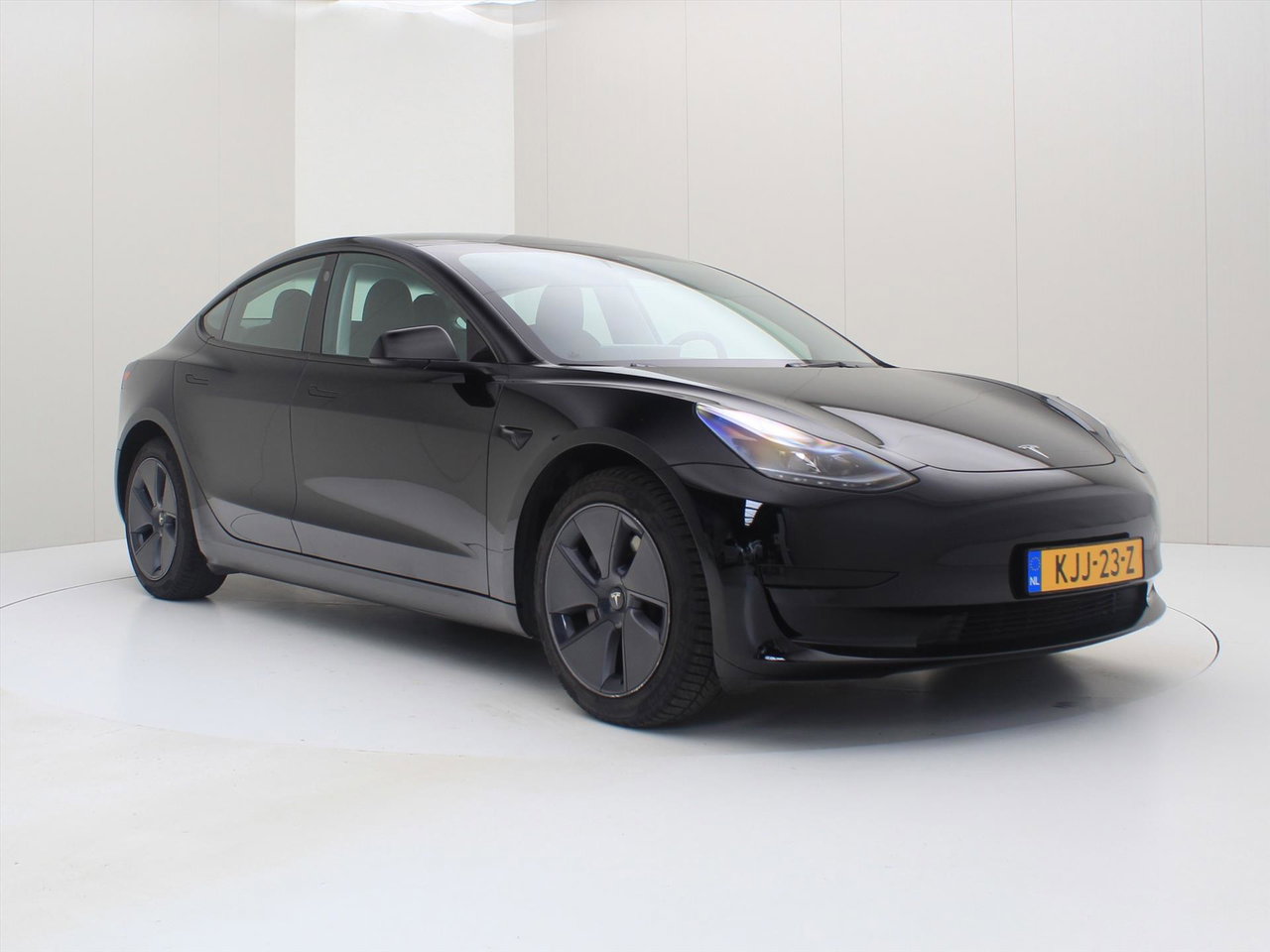 Tesla Model 3 Standard RWD Plus UPGRADE [ RYZEN AMD+LFP-ACCU+WARMTEPOMP+AUTOPILOT+60 kWh+PREMIUM AUDIO ] 4