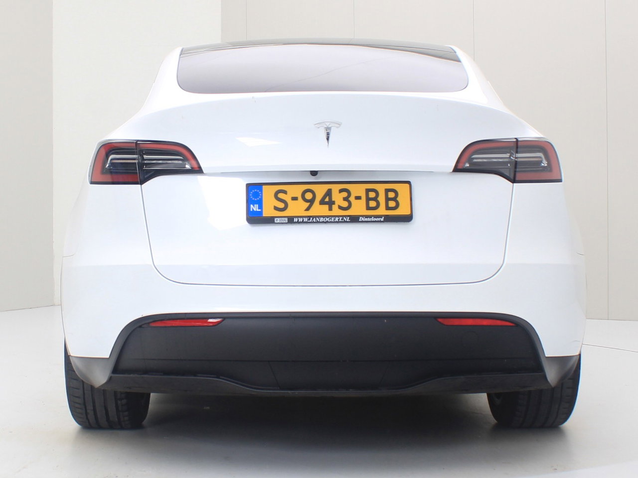 Tesla Model Y Standard RWD Plus 351pk 92,5% SoH [ LFP ACCU+AUTOPILOT+19 INCH+PREMIUM AUDIO ] 7
