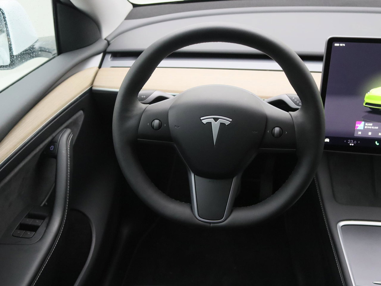 Tesla Model Y Standard RWD Plus 351pk 92,5% SoH [ LFP ACCU+AUTOPILOT+19 INCH+PREMIUM AUDIO ] 19