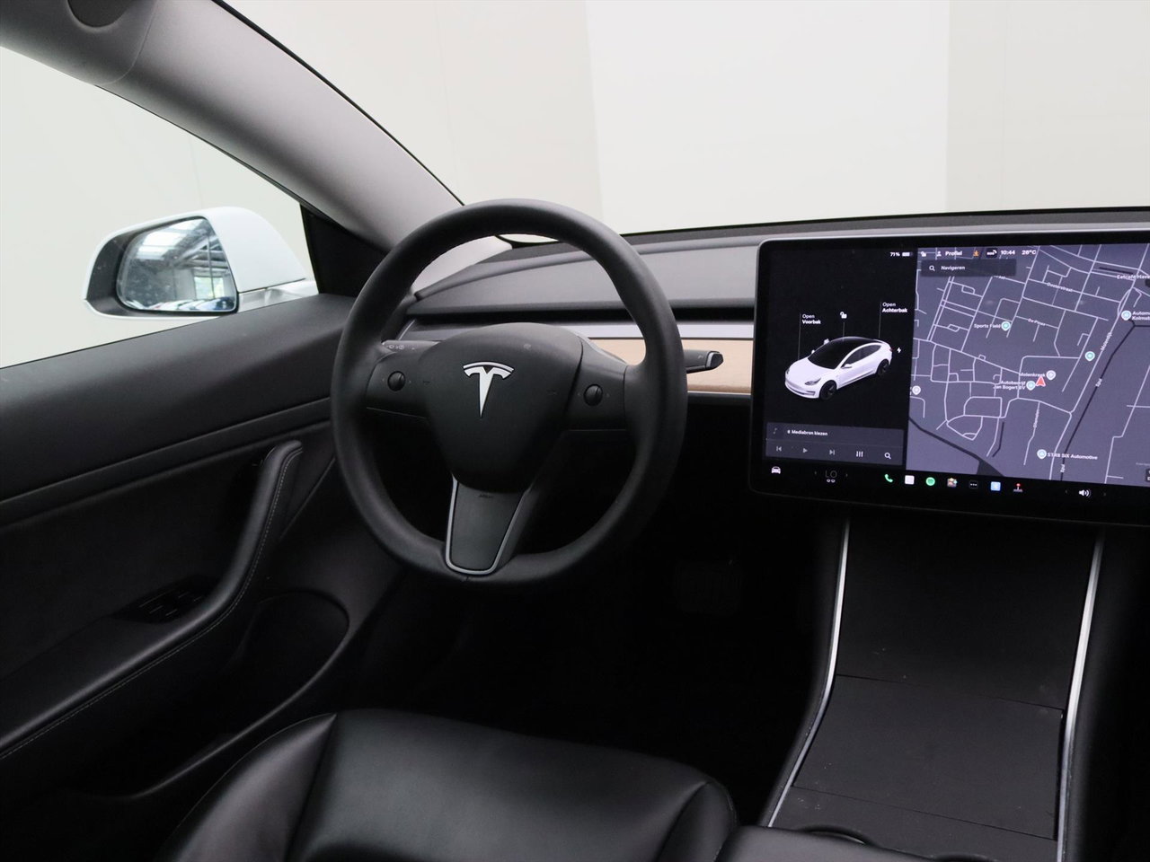 Tesla Model 3 Standard RWD Plus [ LFP-ACCU+AUTOPILOT+60 kWh+PREMIUM AUDIO ] 8