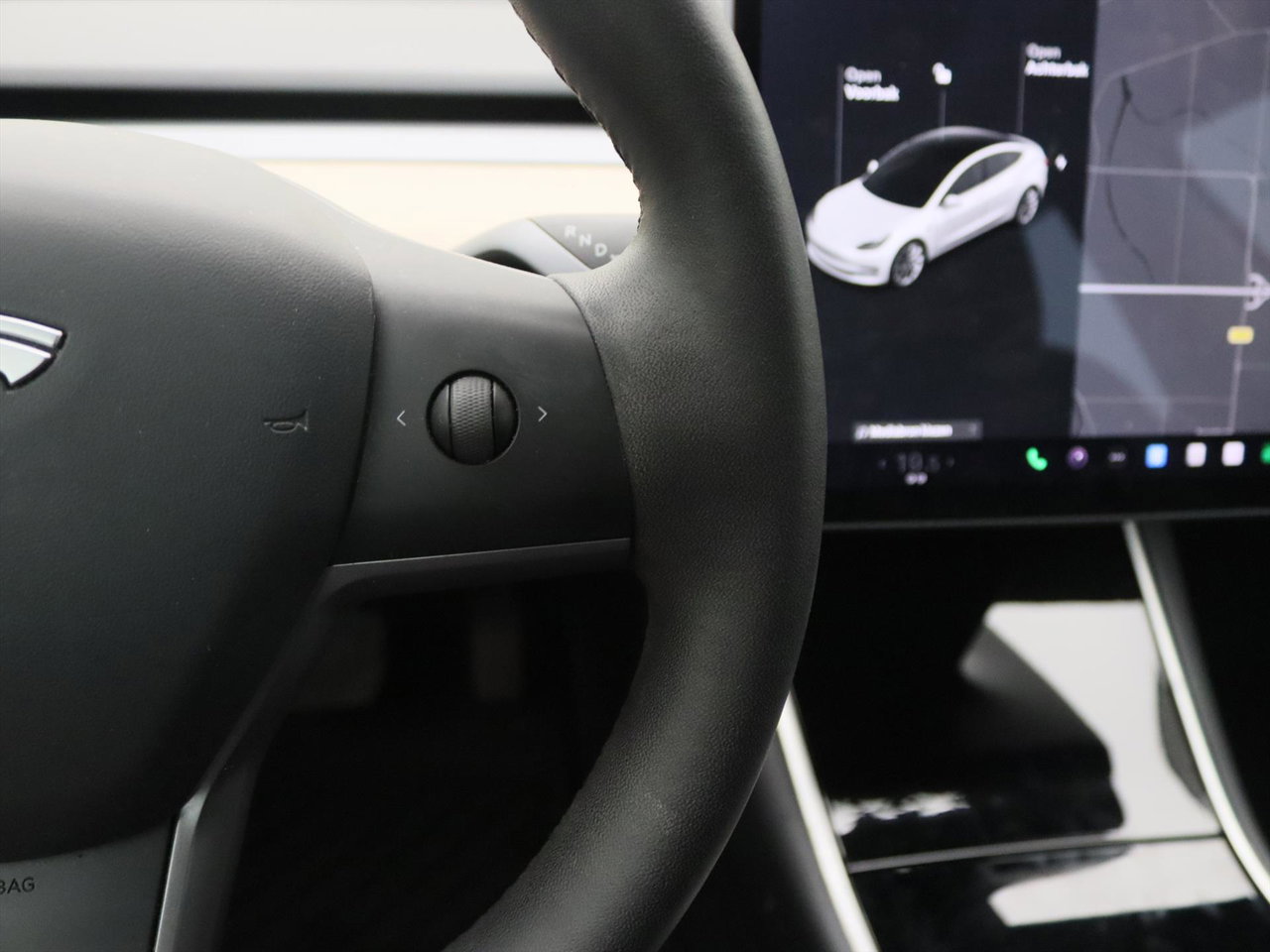 Tesla Model 3 Standard RWD Plus [ AUTOPILOT+19 INCH+60 kWh+PREMIUM AUDIO ] 21