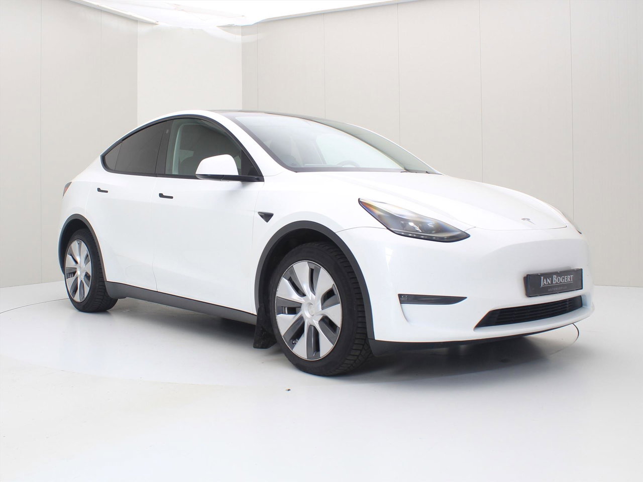 Tesla Model Y Long Range 351pk AWD 92.8% SoH AMD RYZEN [ 19 INCH+WARMTEPOMP+533KM WLTP+PREMIUM AUDIO ] 4
