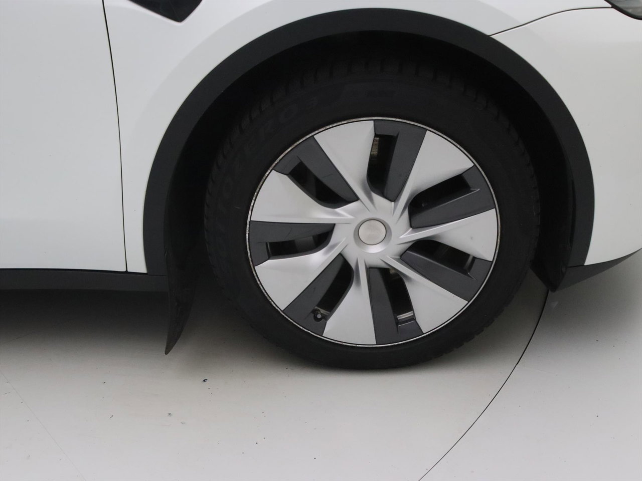 Tesla Model Y Long Range 351pk AWD 92.8% SoH AMD RYZEN [ 19 INCH+WARMTEPOMP+533KM WLTP+PREMIUM AUDIO ] 13