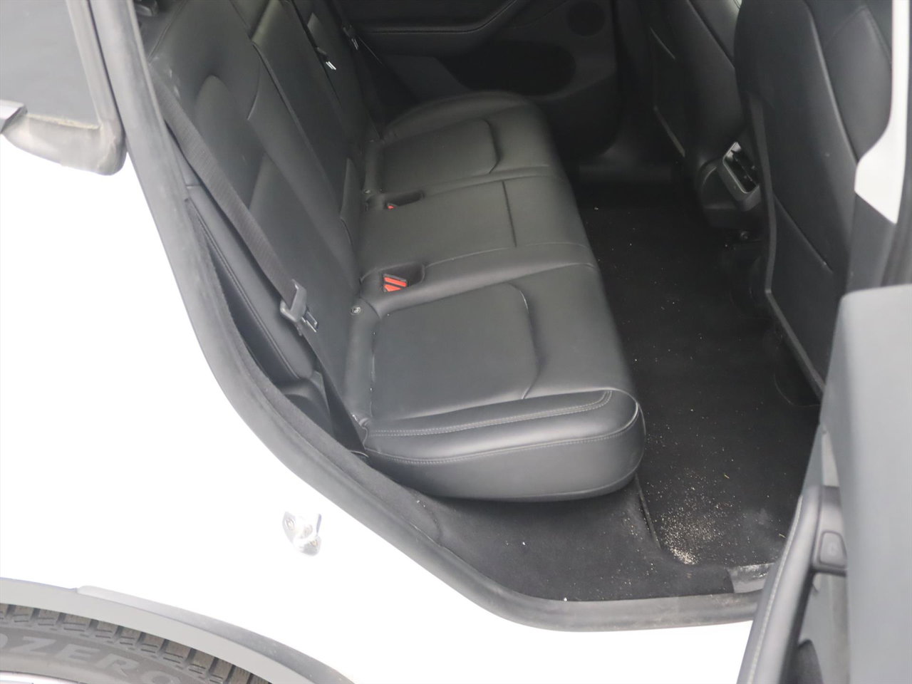 Tesla Model Y Long Range 351pk AWD 92.8% SoH AMD RYZEN [ 19 INCH+WARMTEPOMP+533KM WLTP+PREMIUM AUDIO ] 16