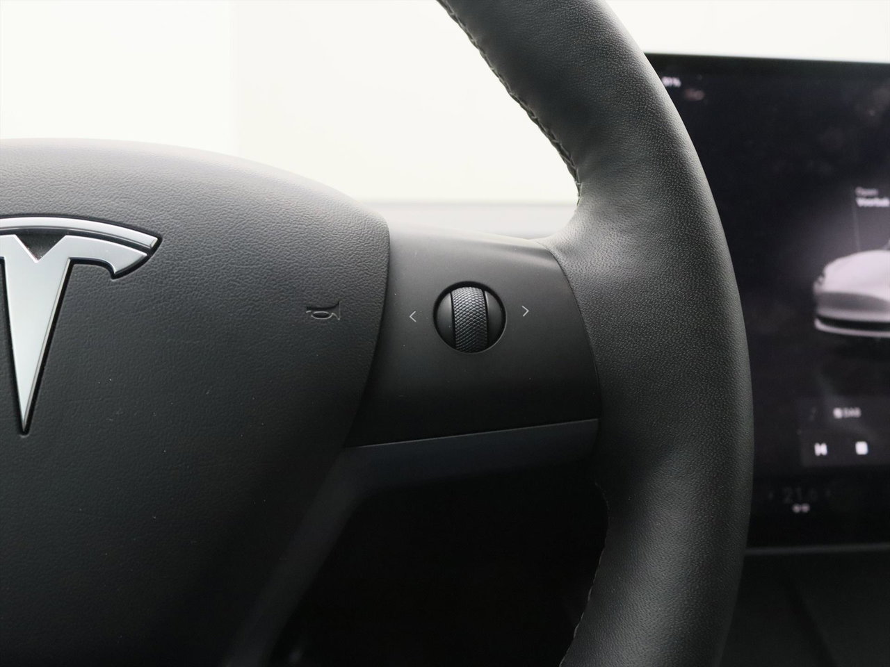 Tesla Model 3 Standard RWD Plus 95.4% SoH UPGRADE [ RYZEN AMD+LFP ACCU+AUTOPILOT+60 kWh+PREMIUM AUDIO ] 23