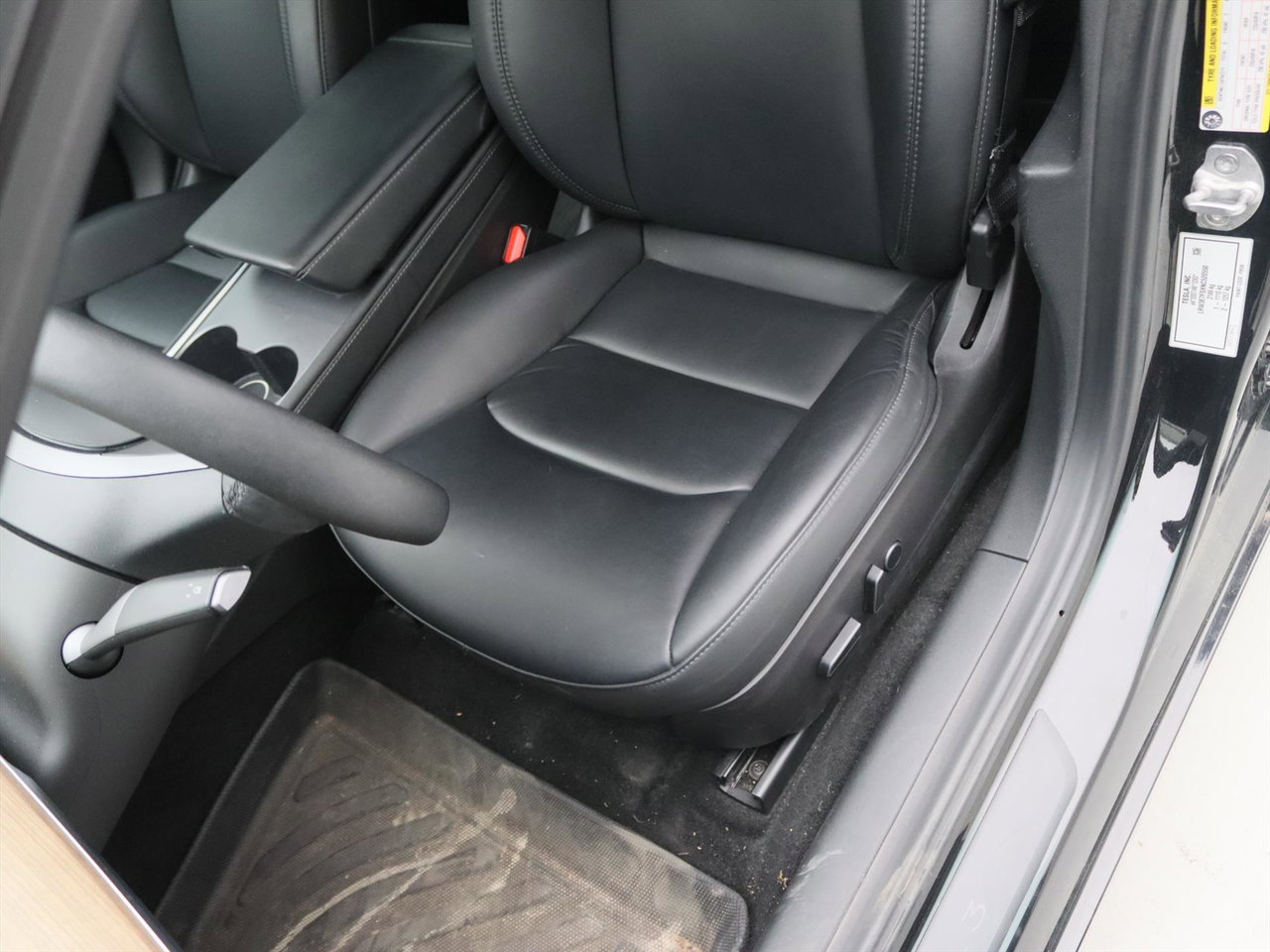 Tesla Model 3 Standard RWD Plus 94.2% SoH UPGRADE [ AMD RYZEN+LFP-ACCU+WARMTEPOMP+AUTOPILOT+60 kWh+PREMIUM AUDIO ] 17