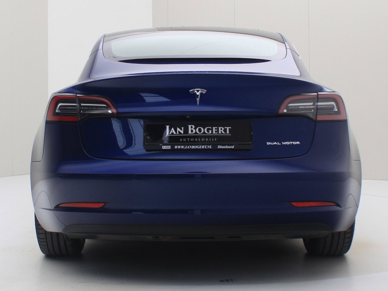 Tesla Model 3 Long-Range AWD 351pk 75 kWh 89.1% SoH [ AUTOPILOT+620KM WLTP+PREMIUM AUDIO ] 7