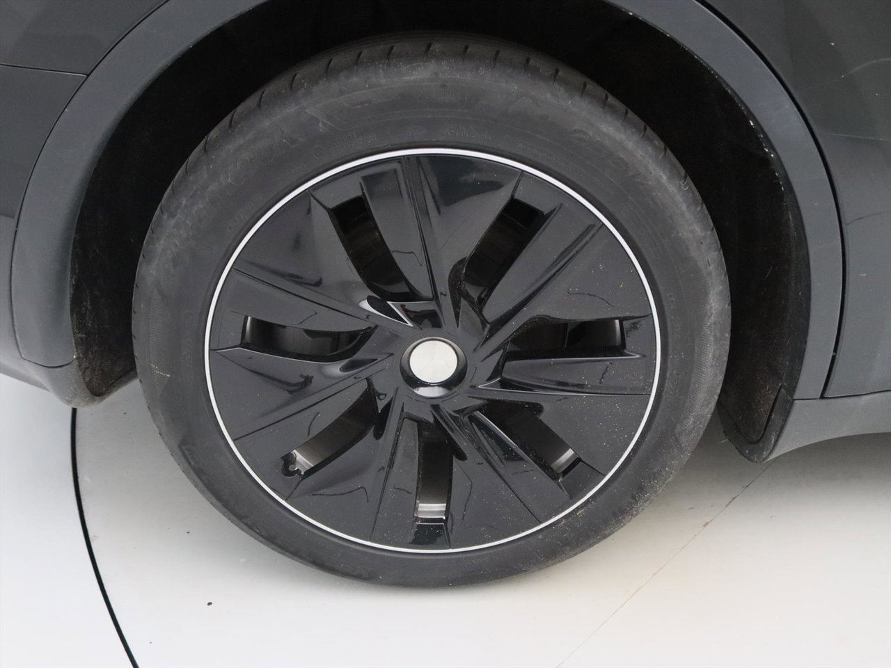 Tesla Model Y Long Range AWD 75kWh 351pk 93.2% SoH [ TREKHAAK+AMD RYZEN+AUTOPILOT+19 INCH+PREMIUM AUDIO ] 9