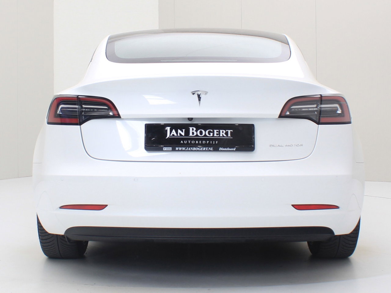 Tesla Model 3 Long-Range AWD 351pk 75 kWh FACELIFT [ WARMTEPOMP+AUTOPILOT+620KM WLTP+PREMIUM AUDIO ] 6