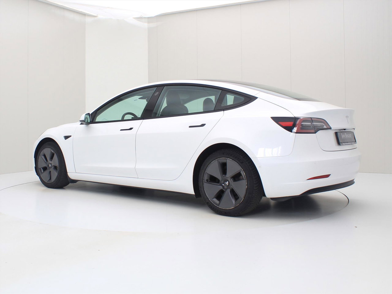 Tesla Model 3 Long-Range AWD 351pk 75 kWh FACELIFT [ WARMTEPOMP+AUTOPILOT+620KM WLTP+PREMIUM AUDIO ] 3