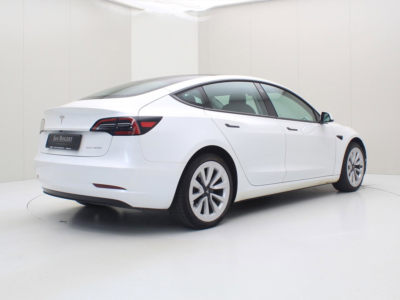 Tesla Model 3 Long-Range AWD 351pk 75 kWh UPGRADE [ RYZEN AMD+WARMTEPOMP+AUTOPILOT+19INCH+PREMIUM AUDIO ] 2