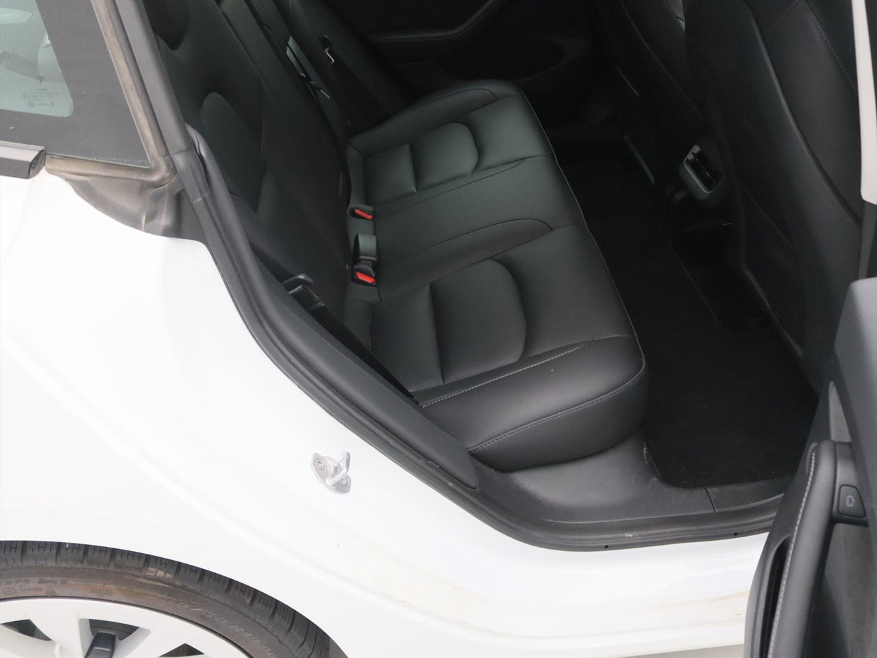 Tesla Model 3 Long-Range AWD 351pk 75 kWh UPGRADE [ RYZEN AMD+WARMTEPOMP+AUTOPILOT+19INCH+PREMIUM AUDIO ] 14