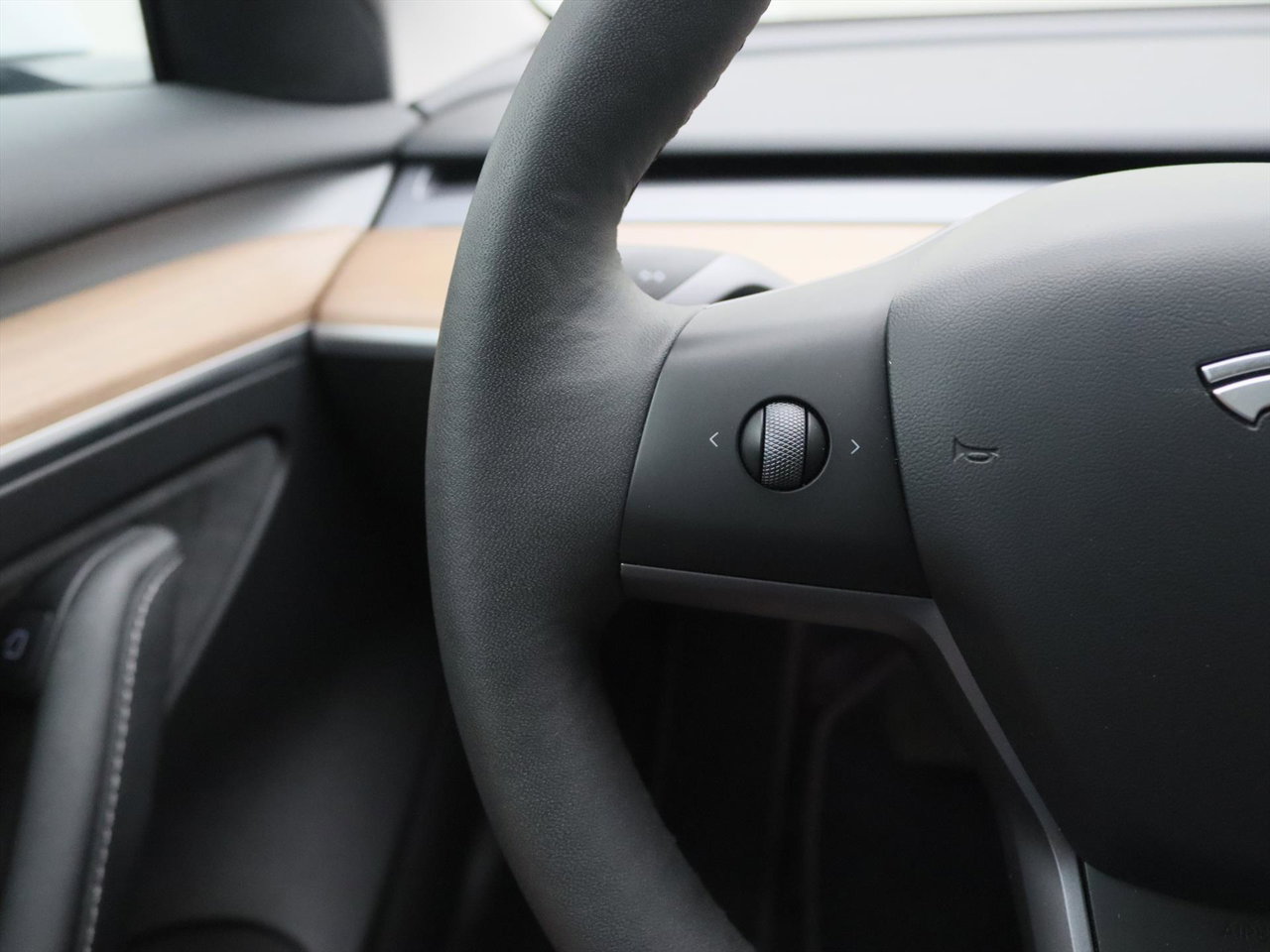 Tesla Model 3 Long-Range AWD 351pk 75 kWh UPGRADE [ RYZEN AMD+WARMTEPOMP+AUTOPILOT+19INCH+PREMIUM AUDIO ] 27