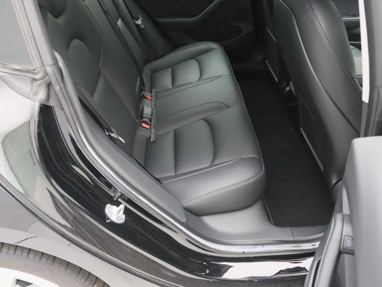 Tesla Model 3 Standard RWD Plus 94.7% SoH UPGRADE [ RYZEN AMD+LFP-ACCU+WARMTEPOMP+AUTOPILOT+19 INCH+PREMIUM ] 17