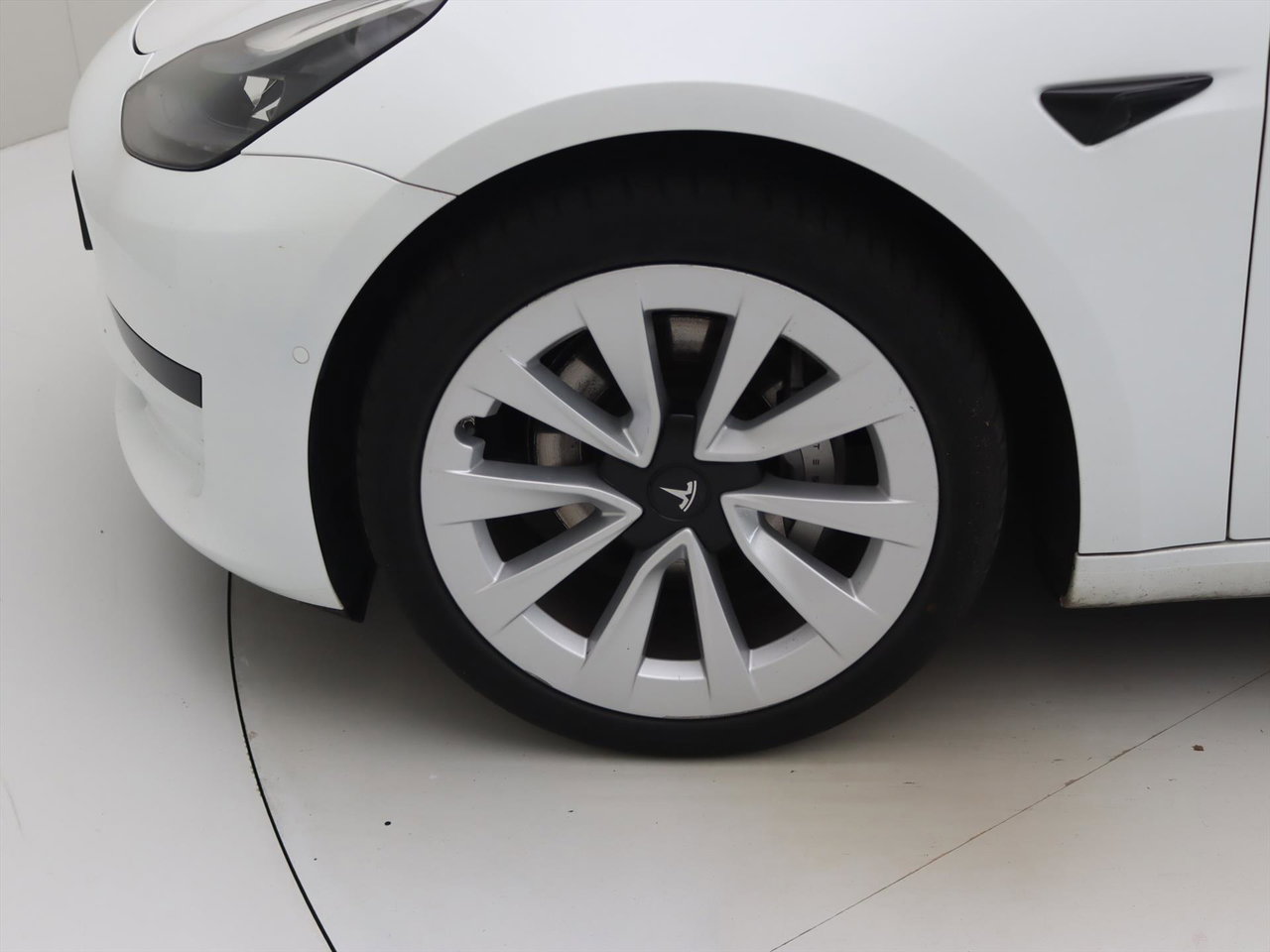 Tesla Model 3 Standard RWD Plus FACELIFT [ LFP-ACCU+WARMTEPOMP+AUTOPILOT+60 kWh+PREMIUM AUDIO ] 21