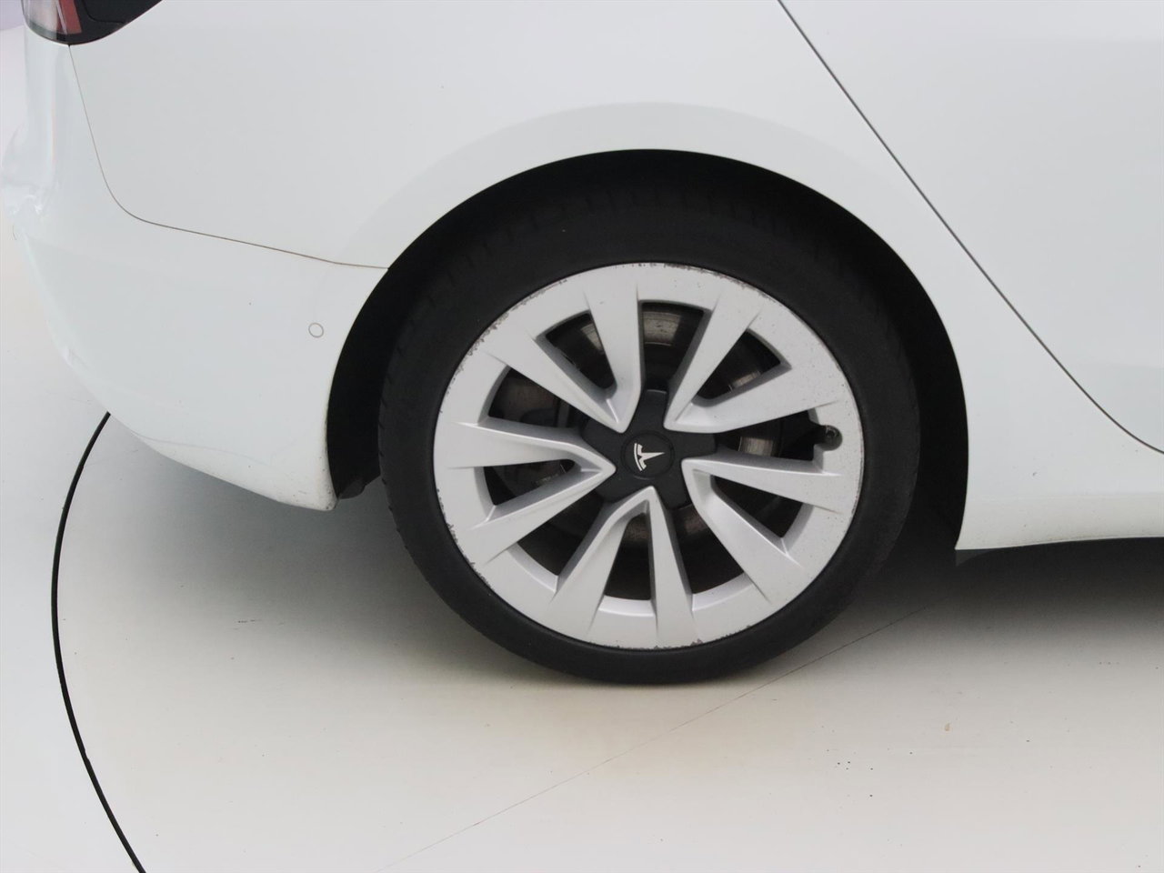 Tesla Model 3 Standard RWD Plus FACELIFT [ LFP-ACCU+WARMTEPOMP+AUTOPILOT+60 kWh+PREMIUM AUDIO ] 11