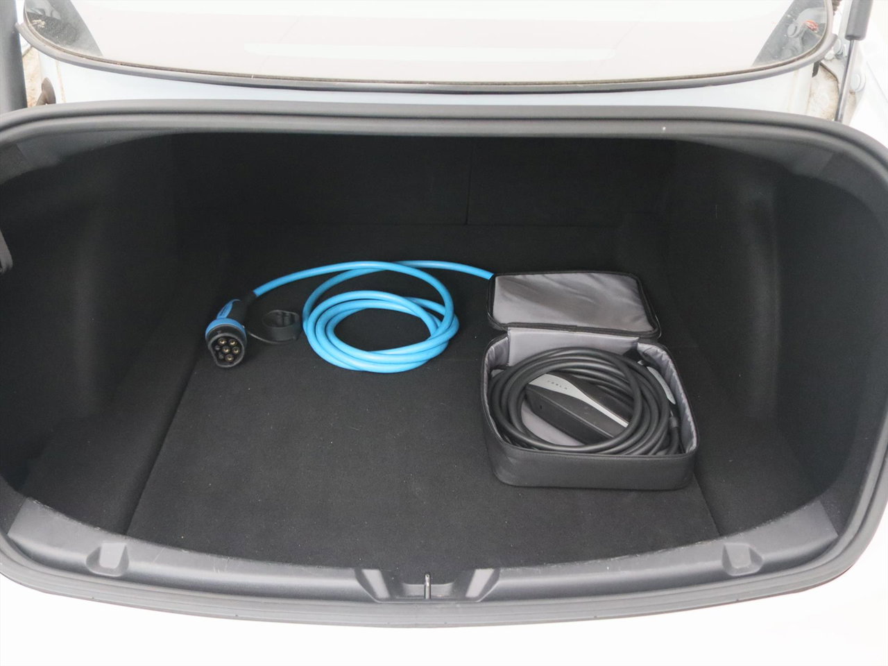 Tesla Model 3 Standard RWD Plus FACELIFT [ LFP-ACCU+WARMTEPOMP+AUTOPILOT+60 kWh+PREMIUM AUDIO ] 9