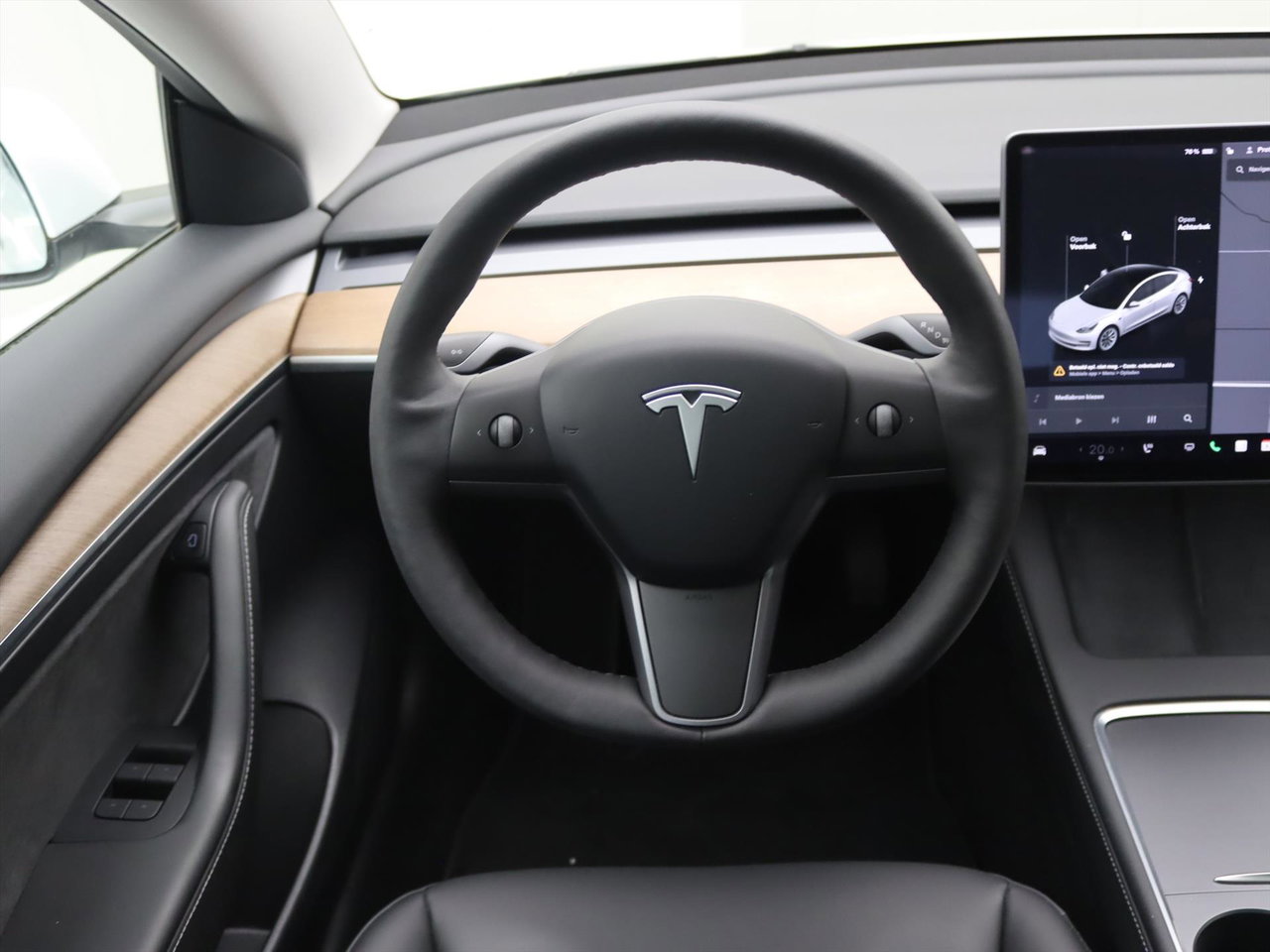 Tesla Model 3 Standard RWD Plus FACELIFT [ LFP-ACCU+WARMTEPOMP+AUTOPILOT+60 kWh+PREMIUM AUDIO ] 18