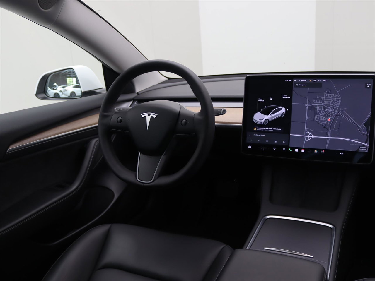 Tesla Model 3 Standard RWD Plus FACELIFT [ LFP-ACCU+WARMTEPOMP+AUTOPILOT+60 kWh+PREMIUM AUDIO ] 17