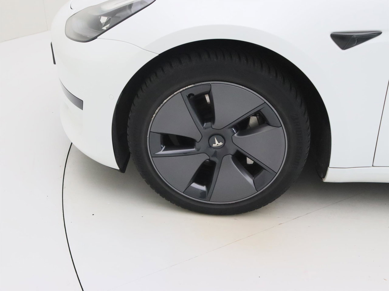 Tesla Model 3 Standard RWD Plus FACELIFT [ LFP-ACCU+WARMTEPOMP+AUTOPILOT+60 kWh+PREMIUM AUDIO ] 11