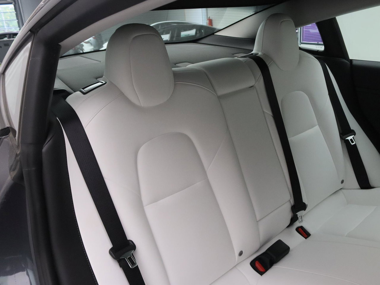 Tesla Model 3 Performance AWD 486pk 75 kWh 94.4% SoH UPGRADE [ WIT LEDER+WARMTEPOM+AMD RYZEN+AUTOPILOT ] 18