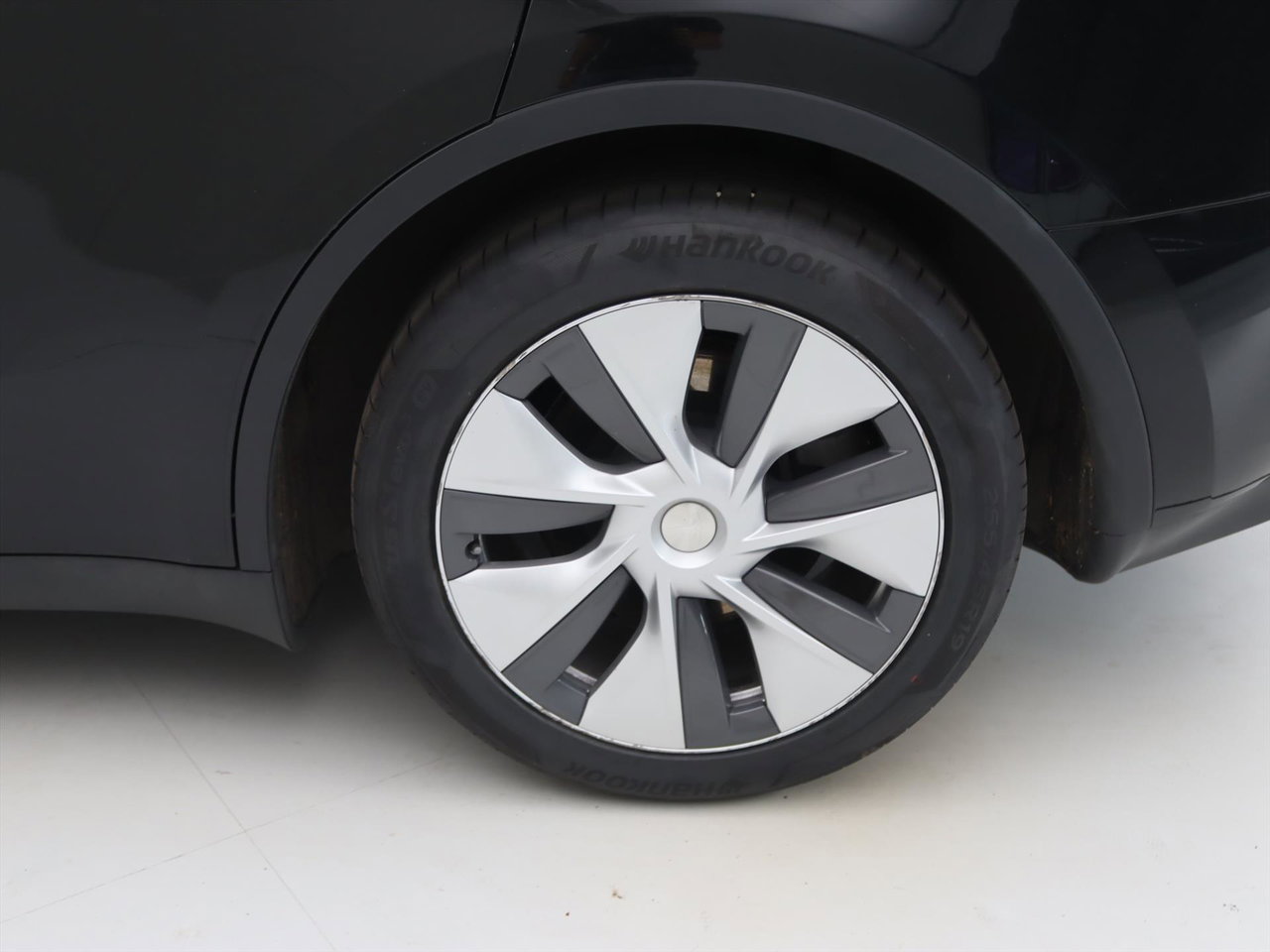 Tesla Model Y Standard RWD Plus [ AMD RYZEN+LFP ACCU+AUTOPILOT+19 INCH+PREMIUM AUDIO ] 12