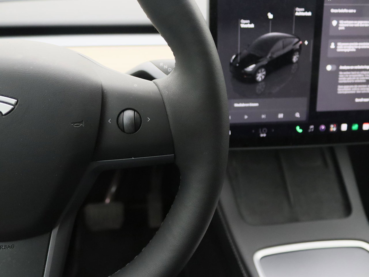 Tesla Model Y Standard RWD Plus [ AMD RYZEN+LFP ACCU+AUTOPILOT+19 INCH+PREMIUM AUDIO ] 21
