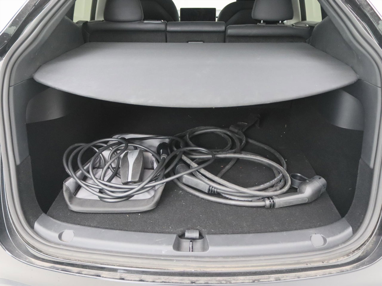 Tesla Model Y Standard RWD Plus [ AMD RYZEN+LFP ACCU+AUTOPILOT+19 INCH+PREMIUM AUDIO ] 24