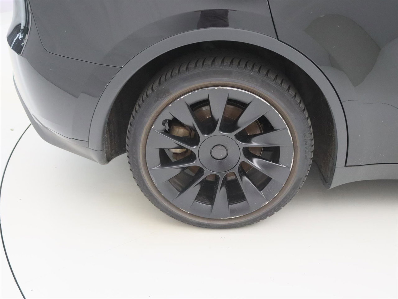 Tesla Model Y Long Range AWD 75kWh 351pk 88.9% SoH [ AMD RYZEN+AUTOPILOT+20 INCH+PREMIUM AUDIO ] 9