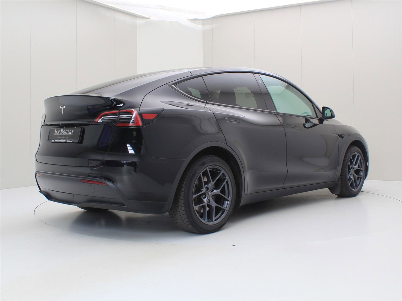 Tesla Model Y Standard RWD Plus 351pk 90.5% SoH [ AMD RYZEN+LFP ACCU+AUTOPILOT+19 INCH+PREMIUM AUDIO ] 2