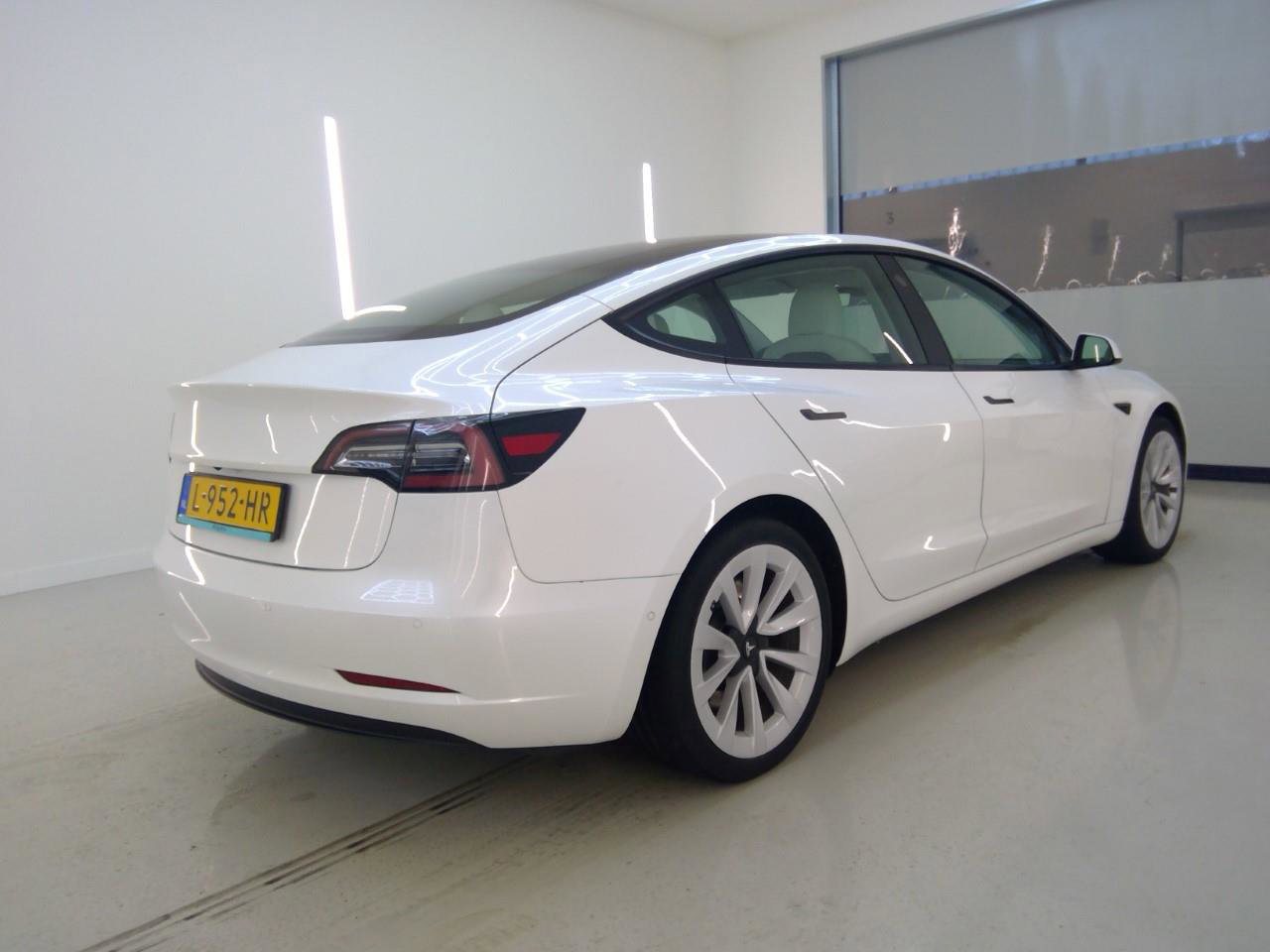 Tesla Model 3 Standard RWD Plus FACELIFT 89% SoH [ WIT LEDER+TREKHAAK+WARMTEPOMP+AUTOPILOT ] 3
